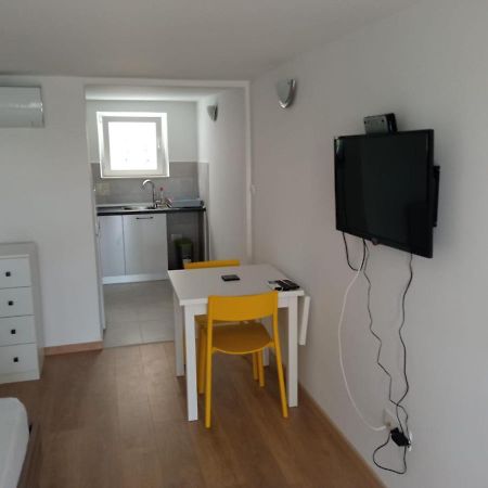 Apartmani Jure Peric Duće Exterior foto