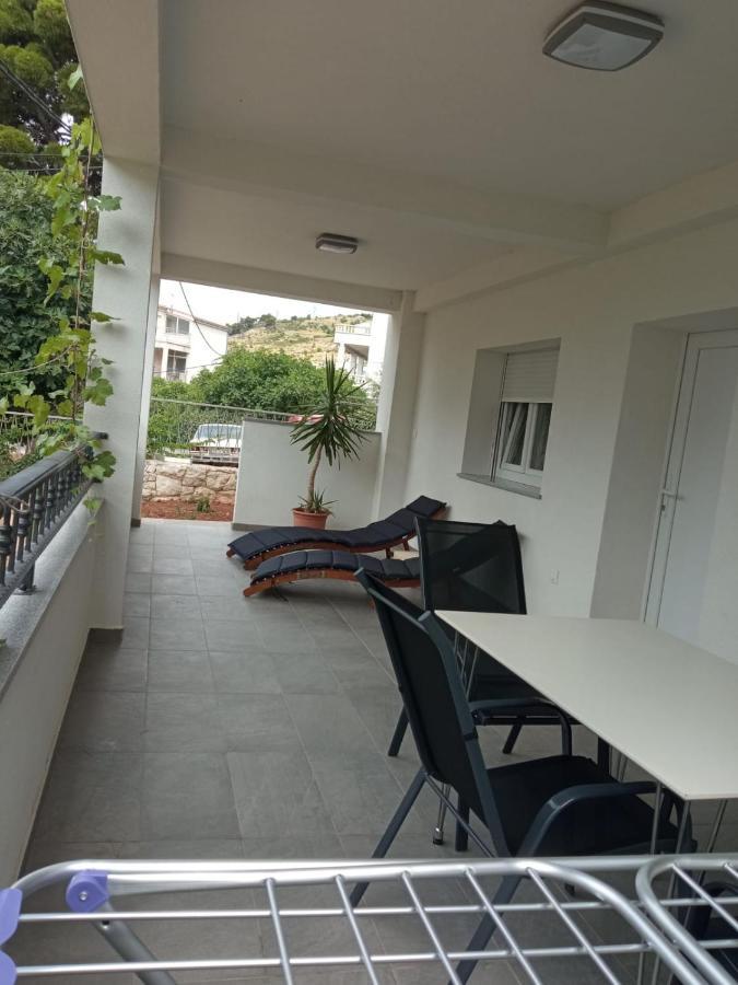 Apartmani Jure Peric Duće Exterior foto